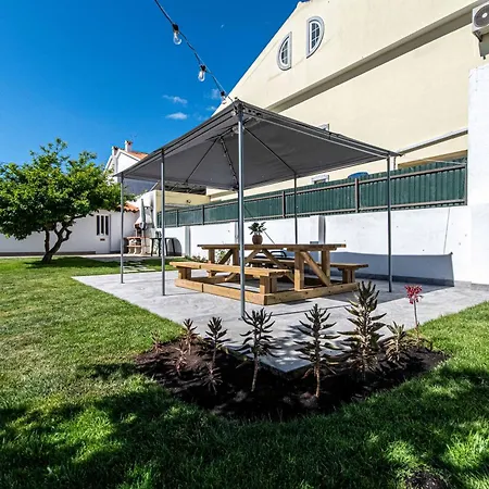 Casa Do Lino بيت للعطل